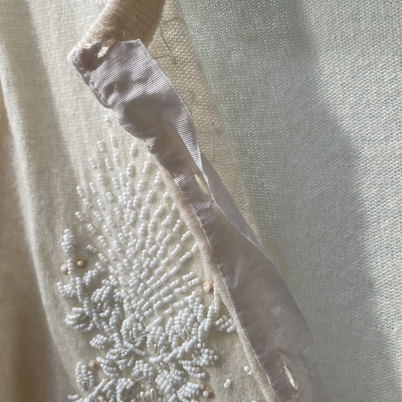 Vintage Wool Beaded cardigan, size M - Picture 10 of 14